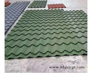 鋼結(jié)構(gòu)屋頂用什么材料呢？